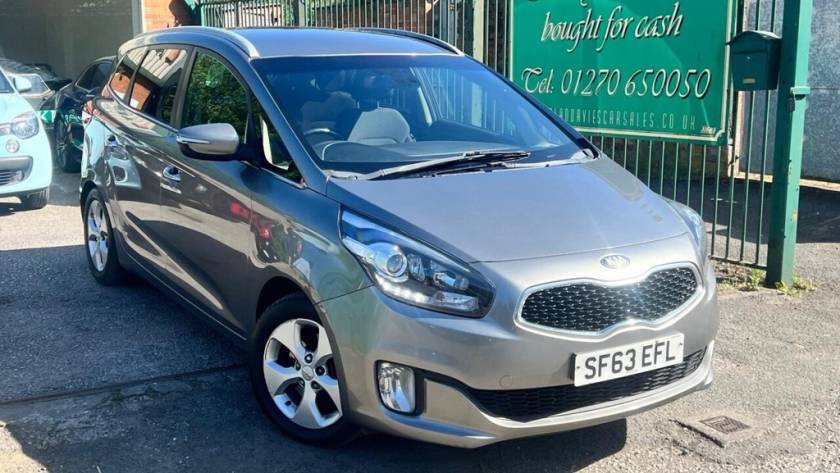 Used 2013 63 KIA CARENS 1.6 GDi EcoDynamics 2 Euro 5 (s/s) 5dr in Silver (108000 mileage) for sale in Crewe