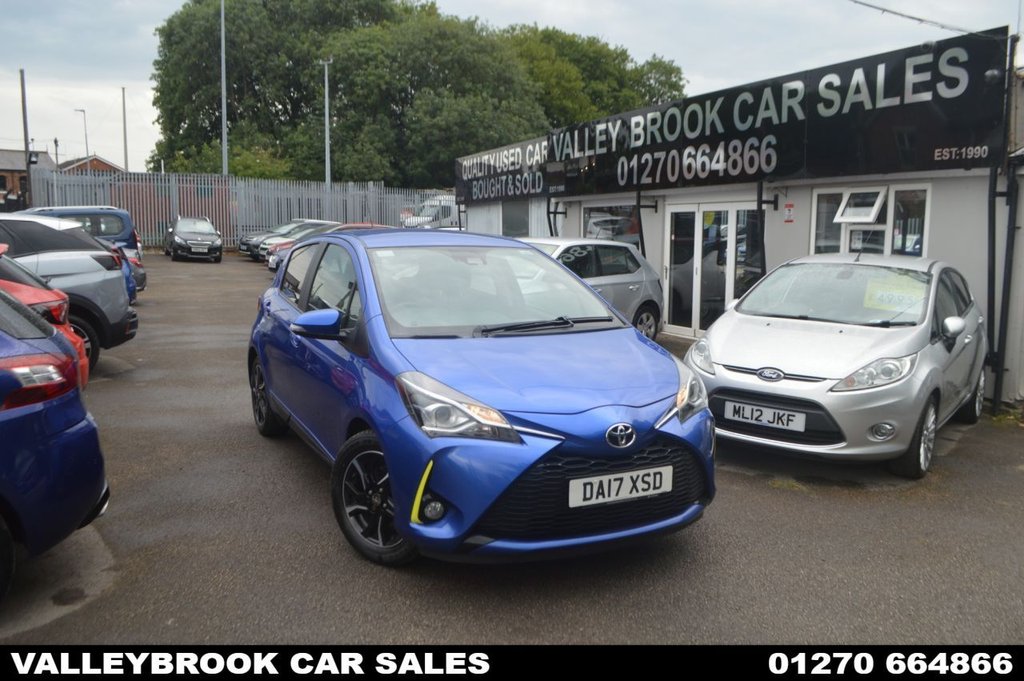 Used 2017 17 TOYOTA YARIS 1.5 VVT-i Design Hatchback 5dr Petrol Manual Euro 6 (111 ps) in Blue (80000 mileage) for sale in Crewe
